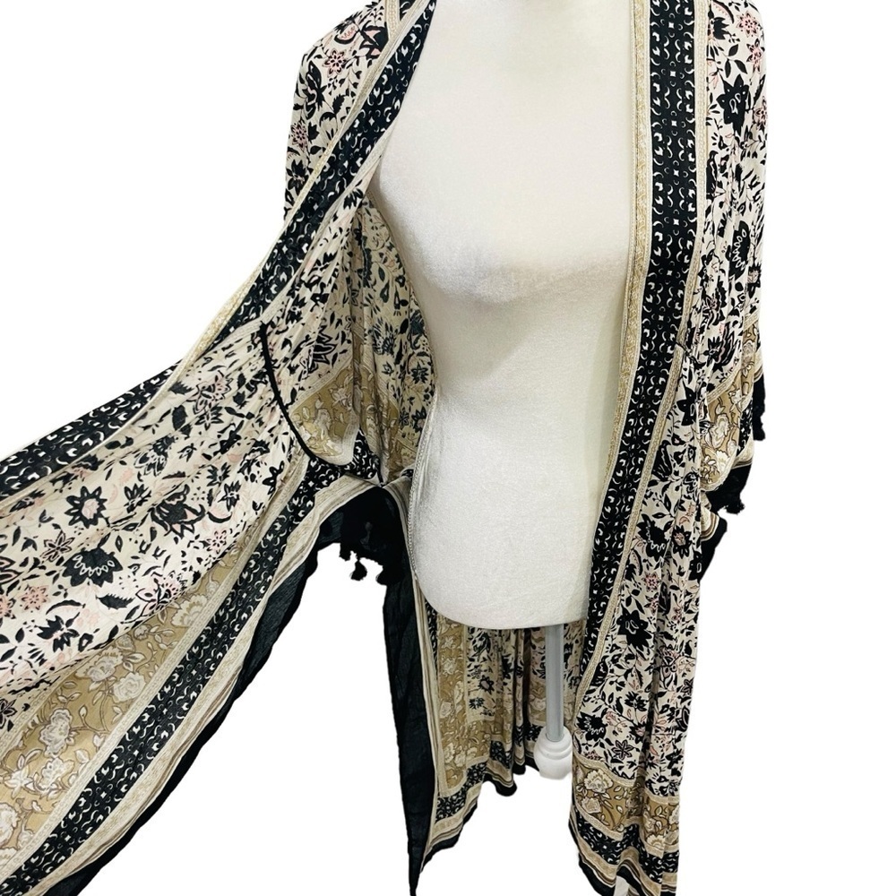 Vince Camuto NWT One/Size Boho Floral Print Coverup Kimono Tassels - Picture 8 of 10